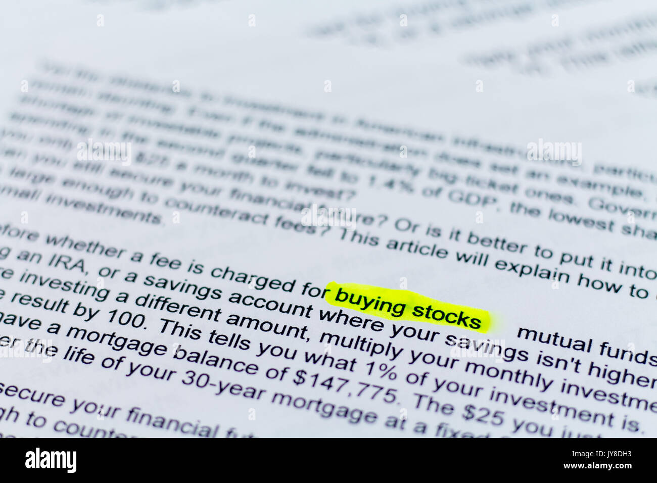 Business documenti finanziari della lettura Foto Stock