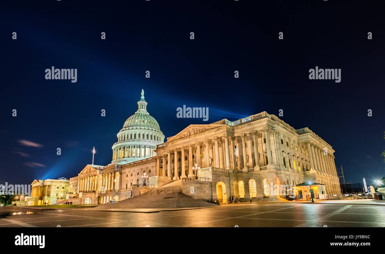La United States Capitol Building di notte in Washington, DC Foto Stock