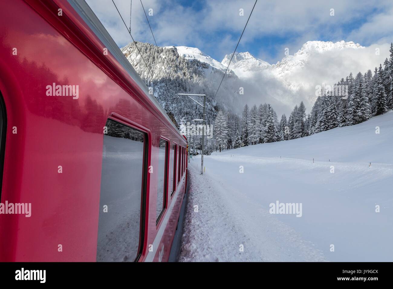 Treno Bernina Express, Filisur, Svizzera Foto Stock
