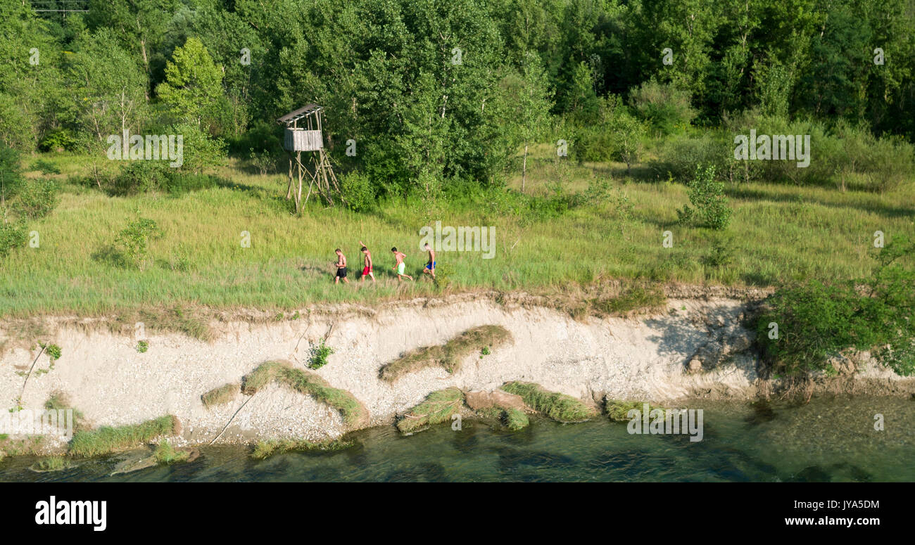 Ripide sponde sul fiume Drava Foto Stock