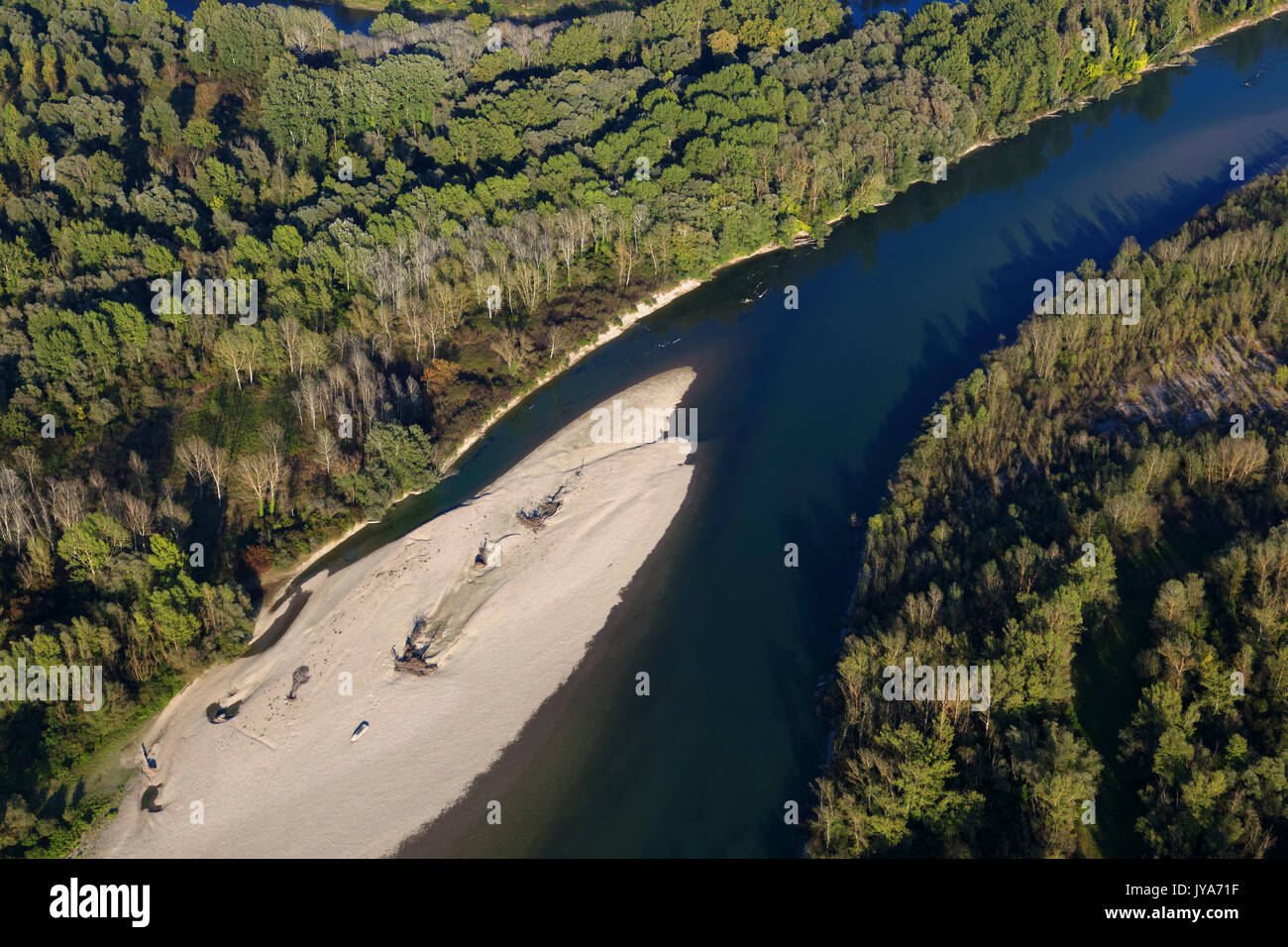 Foto aerea di barre di ghiaia sul fiume Drava Foto Stock