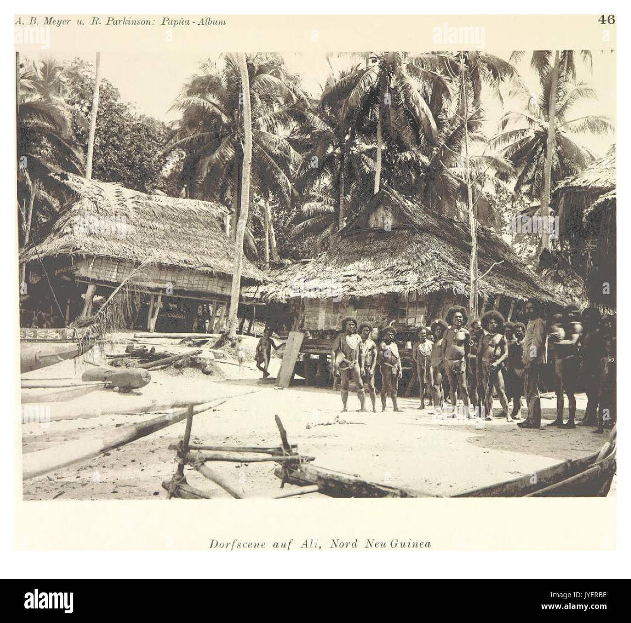 Una rappresentazione di tipi di Papua, che mostra la diversità dei gruppi etnici e l'abbigliamento tradizionale di questa regione, riflettendo la ricchezza culturale della Papua nuova Guinea. Foto Stock