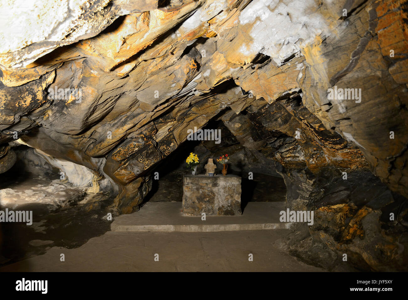 Interno della grotta di St Fillan a Pittenweem, nella zona est di Neuk of Fife, Scozia, Regno Unito Foto Stock