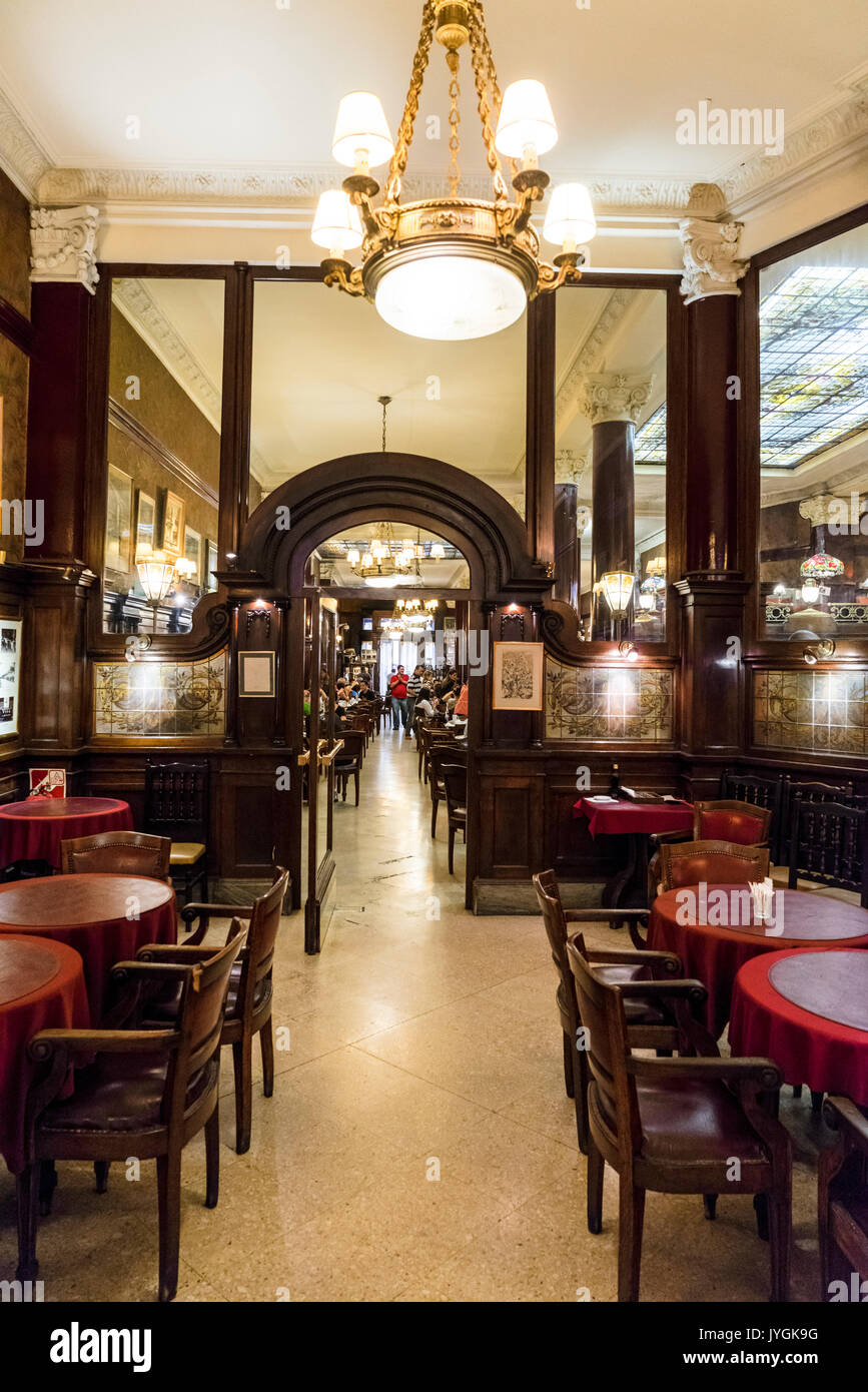 Tradizionali di Buenos Aires Literrary Cafe tortone Foto Stock