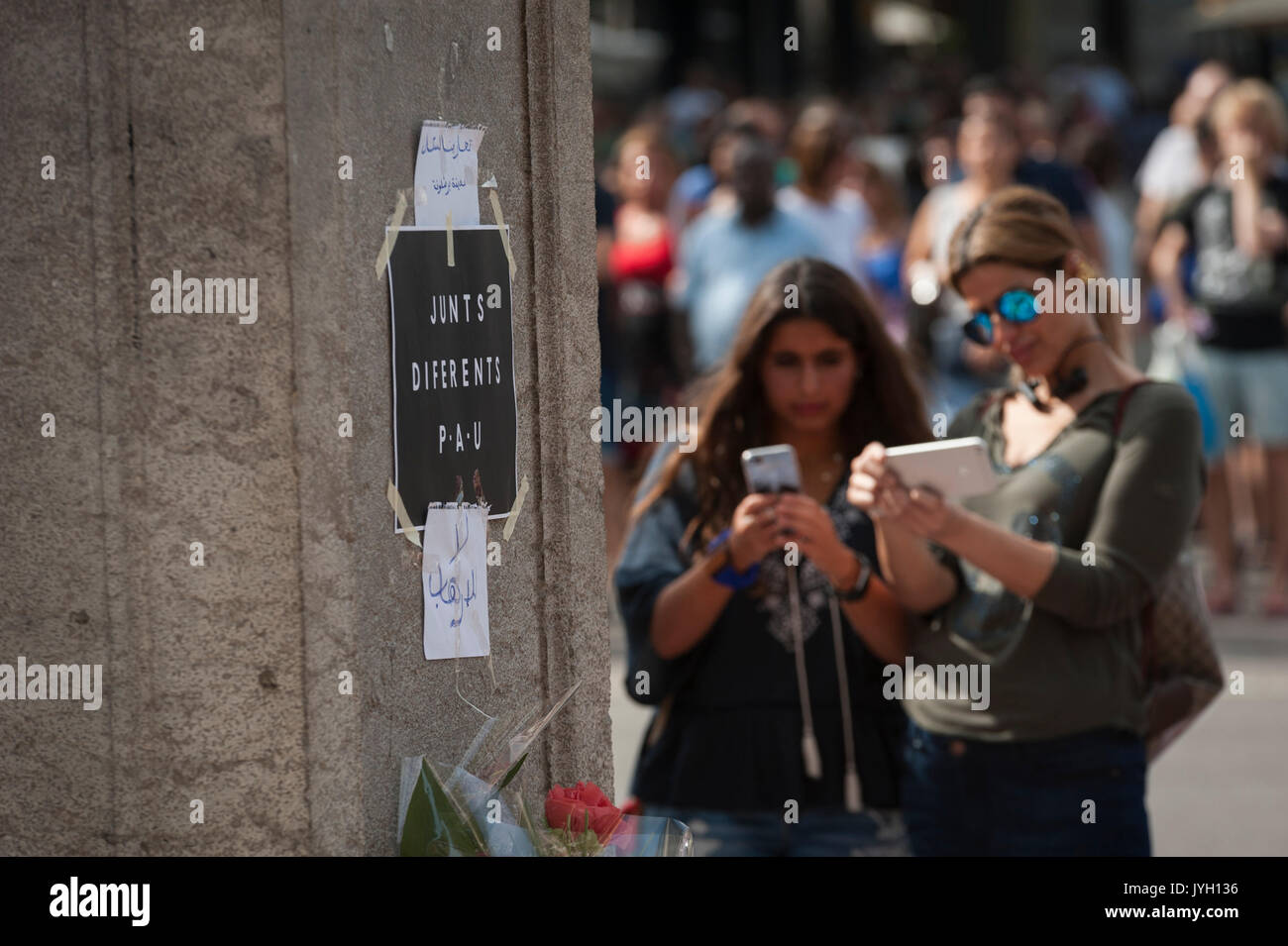 Barcellona, in Catalogna, Spagna. 19 Ago, 2017. Omaggio alle vittime di attacchi di Barcellona. Credito: Charlie Perez/Alamy Live News Foto Stock