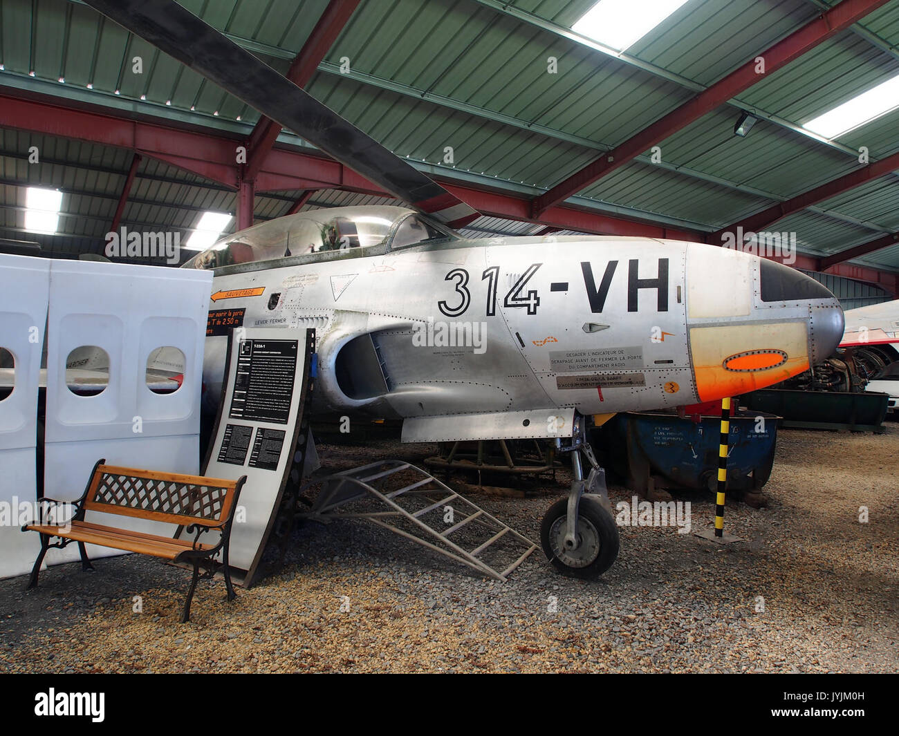 21255,314 VH Canadair T 33un Silver Star (T33 255) Foto Stock