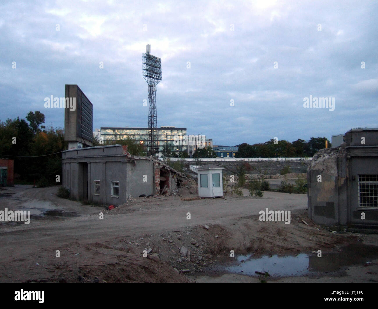Il 2Zalgirio Stadionas, noto anche come Stadio Žalgiris, situato a Kaunas, Lituania, è una struttura sportiva utilizzata per le partite di calcio. Questo riferimento del 2016 evidenzia il ruolo dello stadio nell’ospitare eventi in quell’anno. Foto Stock