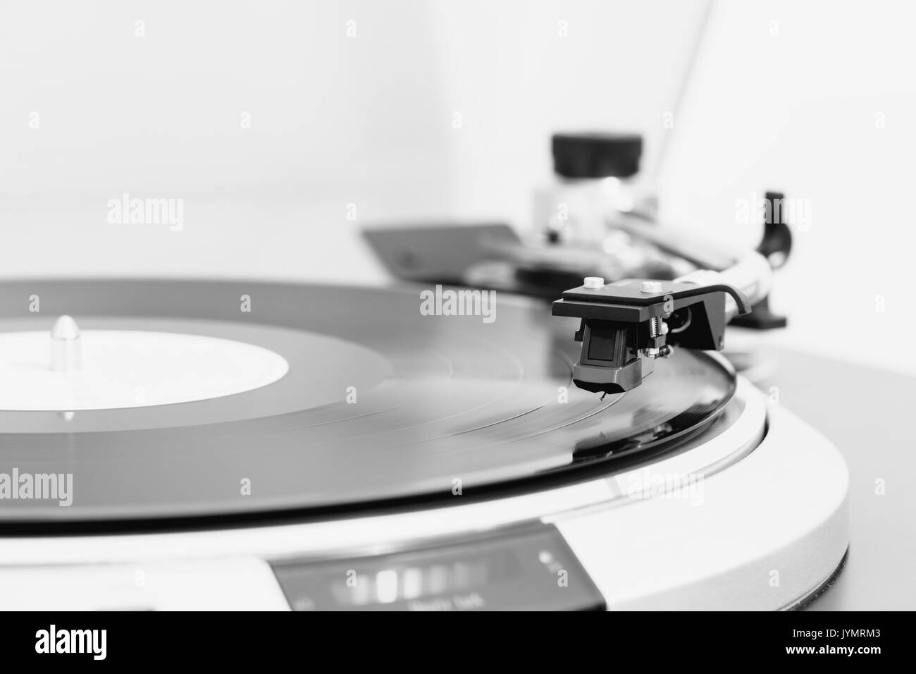 Giradischi con nero hi-fi cartuccia Headshell in azione, dj, audio Foto Stock