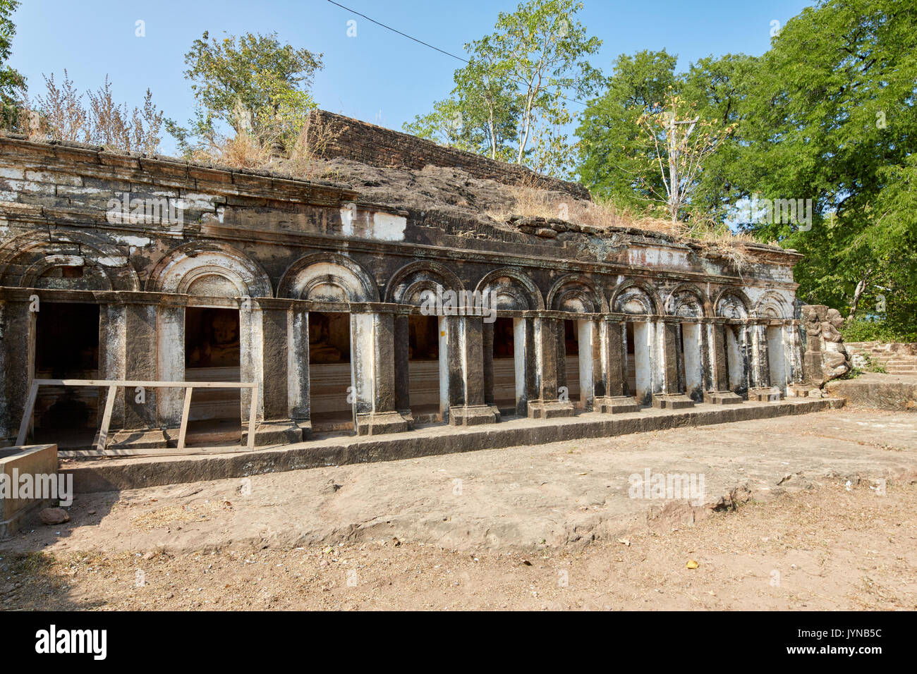 Phowintaung (Hpowindaung, Powintaung, Po Win Taung) Buddista complesso grotta nei pressi di Monywa, Myanmar (Birmania), Sud-est asiatico Foto Stock