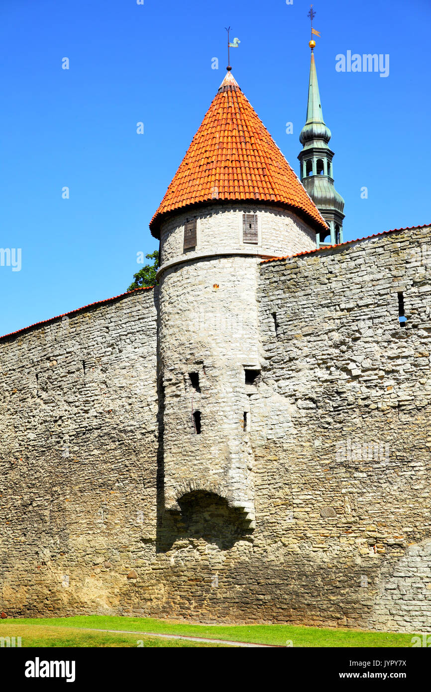 Mura della città vecchia di Tallin, Estonia Foto Stock