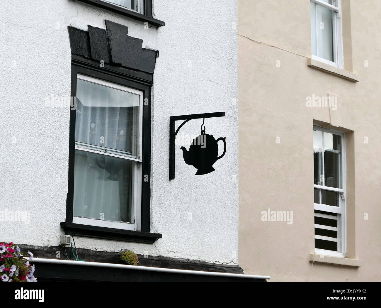 Una teiera segno,Wotton-under-Edge, Inghilterra Foto Stock