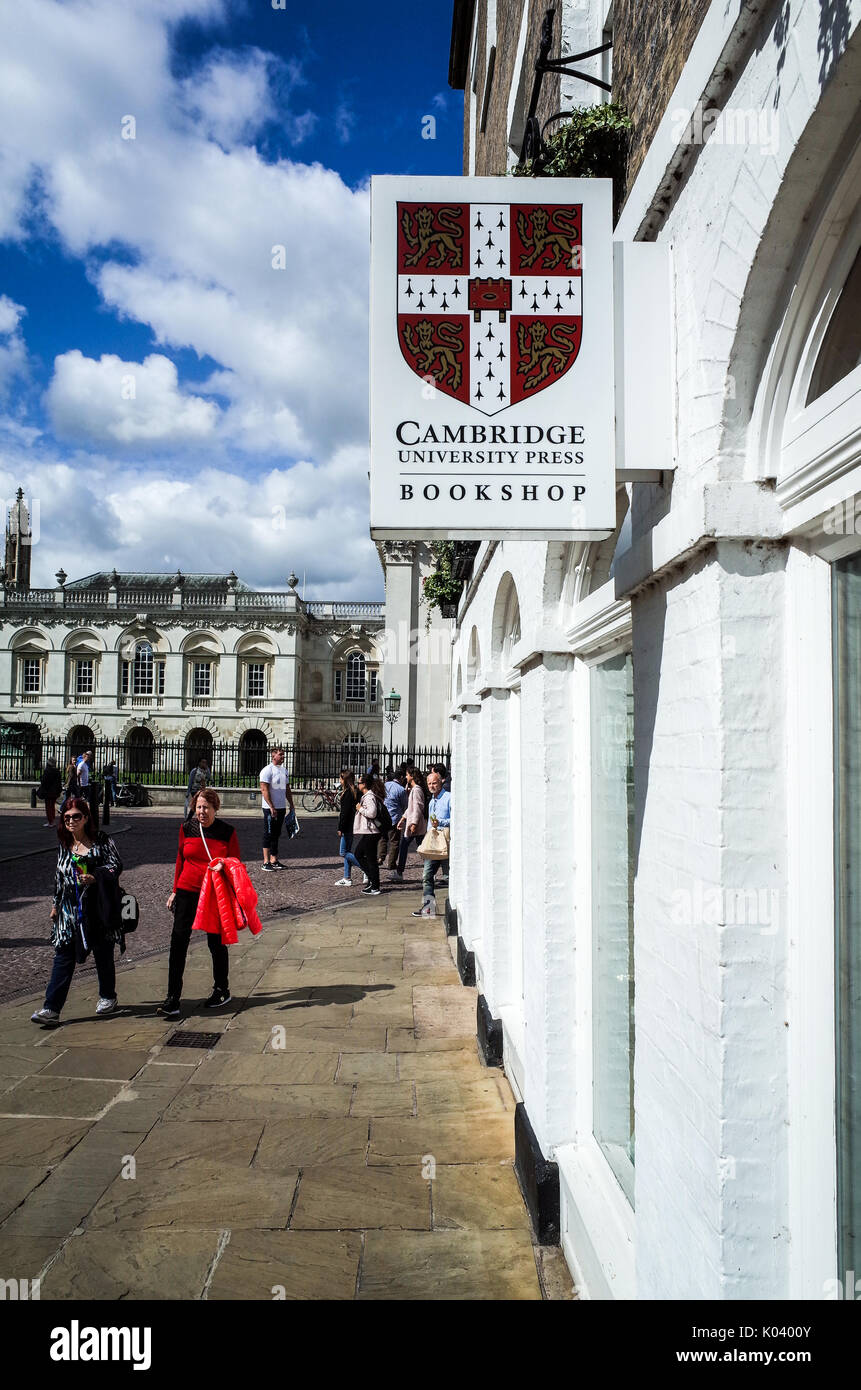 Cambridge University Press book shop nel centro di Cambridge, UK. Foto Stock