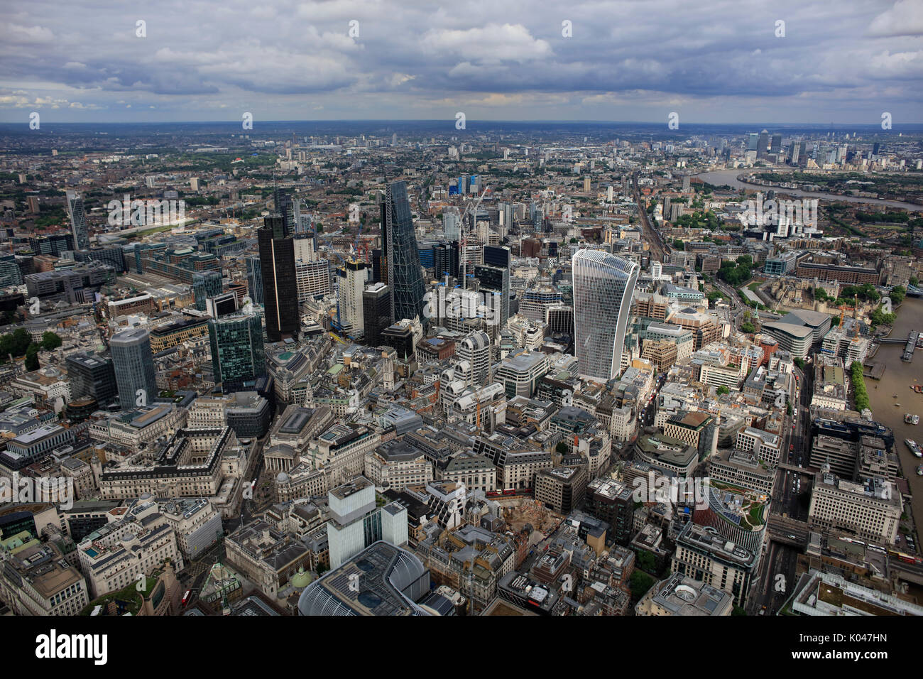 Una veduta aerea di grattacieli nella città di Londra Foto Stock