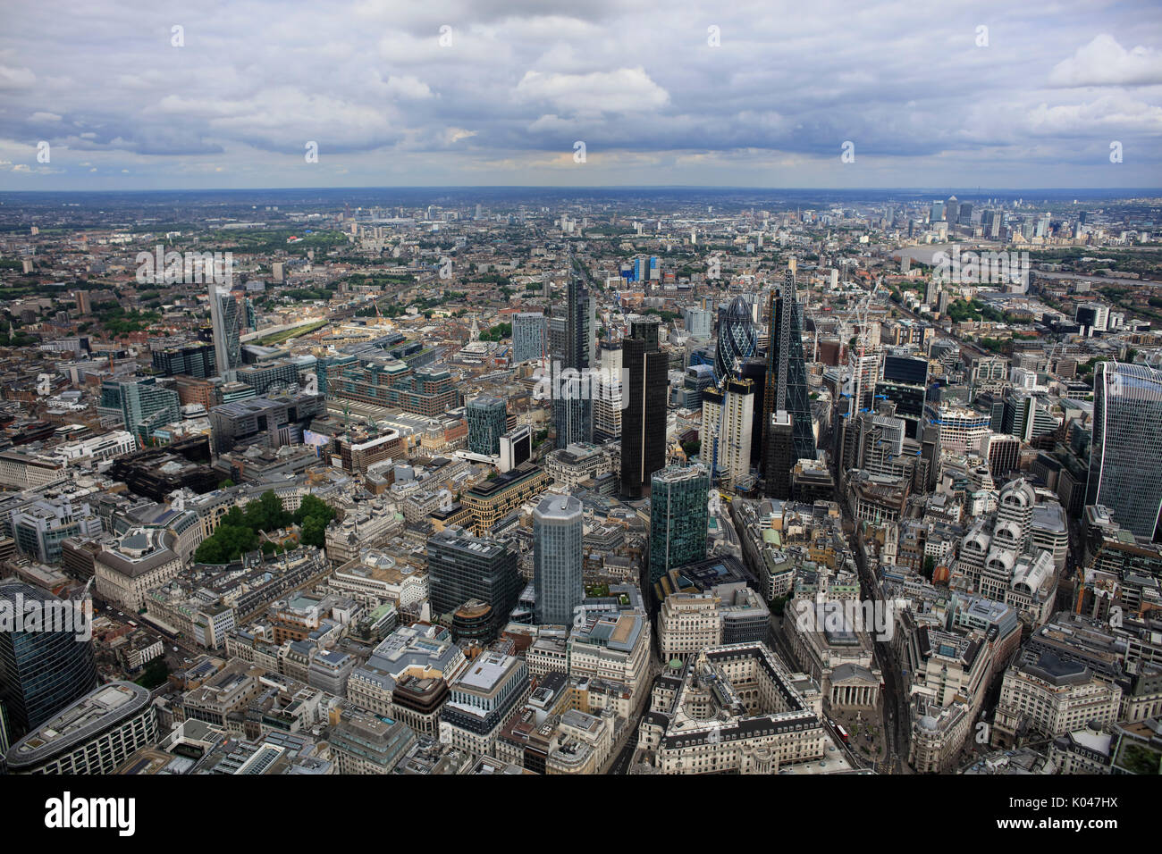 Una veduta aerea di grattacieli nella città di Londra Foto Stock