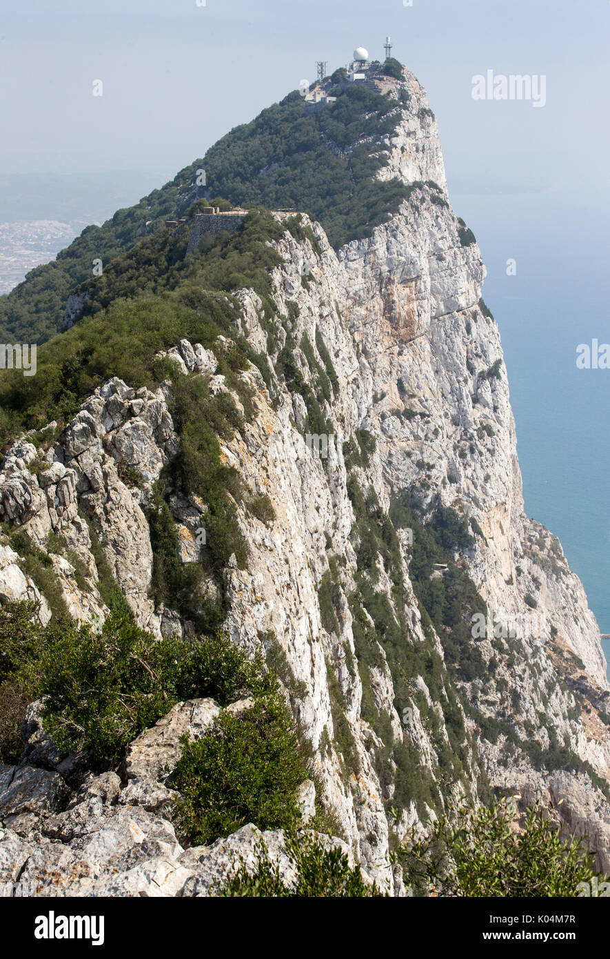 Vista della Rocca di Gibilterra nel Regno Unito, territorio di oltremare di Gibilterra Foto Stock