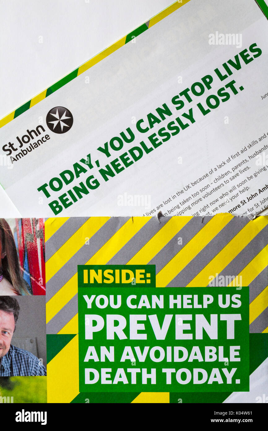 St John Ambulance - all'interno di voi può aiutare a prevenire una morte evitabile oggi - si può fermare la vita di essere inutilmente perso - Informazioni corrispondenza Foto Stock