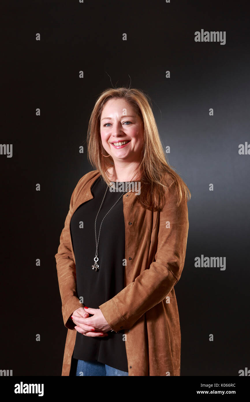 Edimburgo, Scozia 21 agosto. Giorno 10 Edinburgh International Book Festival. Nella foto: Scarlett Thomas, autore inglese. Ha scritto 9 romanzi, compresa la fine del sig. Y e PopCo, e insegna creative writing presso l Università di Kent. Credito: pak@ Mera/Alamy Live News Foto Stock
