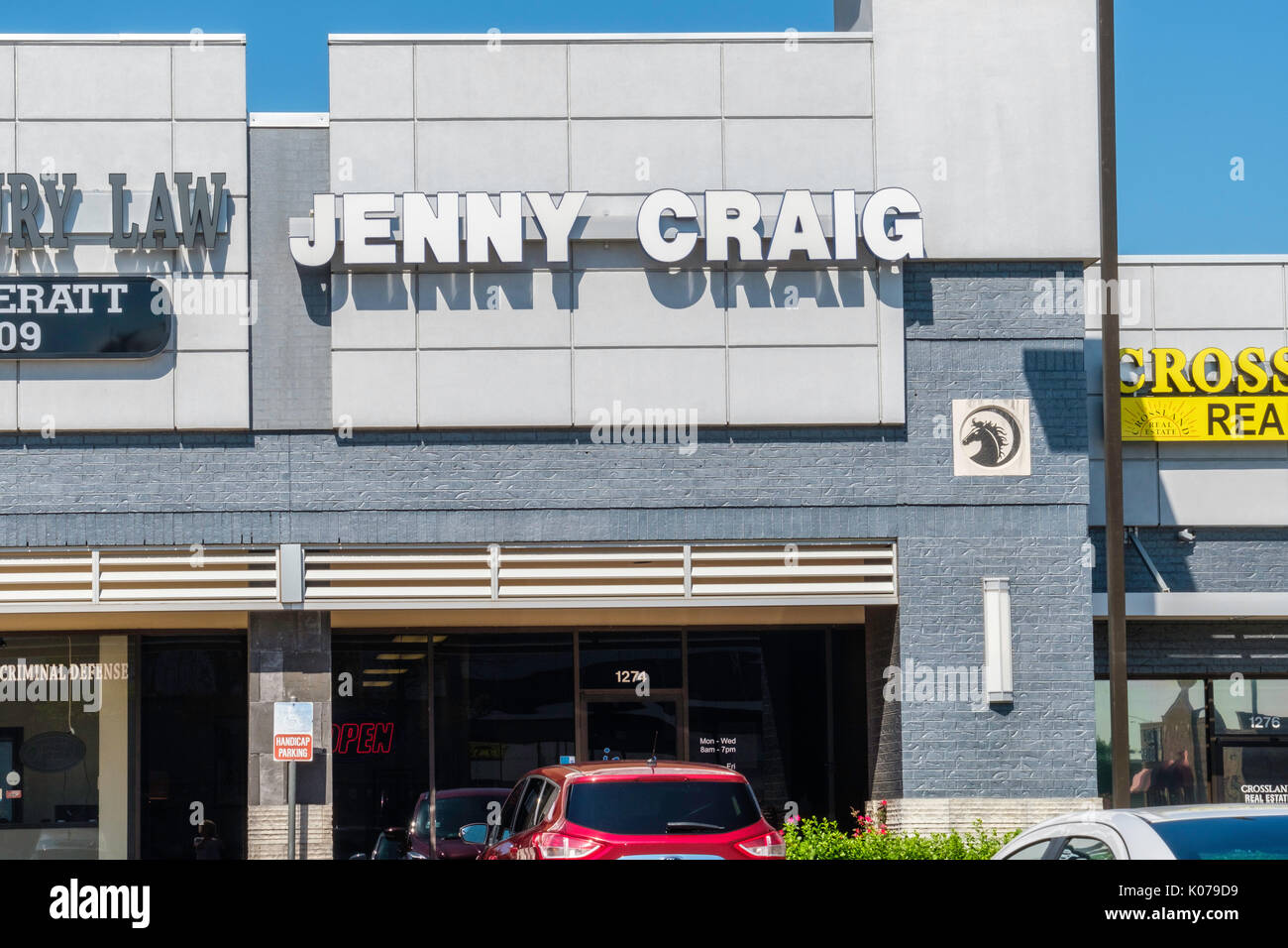 Esterno alla vetrina di un ufficio della Jenny Craig, una perdita di peso di sistema e di programma. Norman, Oklahoma, Stati Uniti d'America. Foto Stock