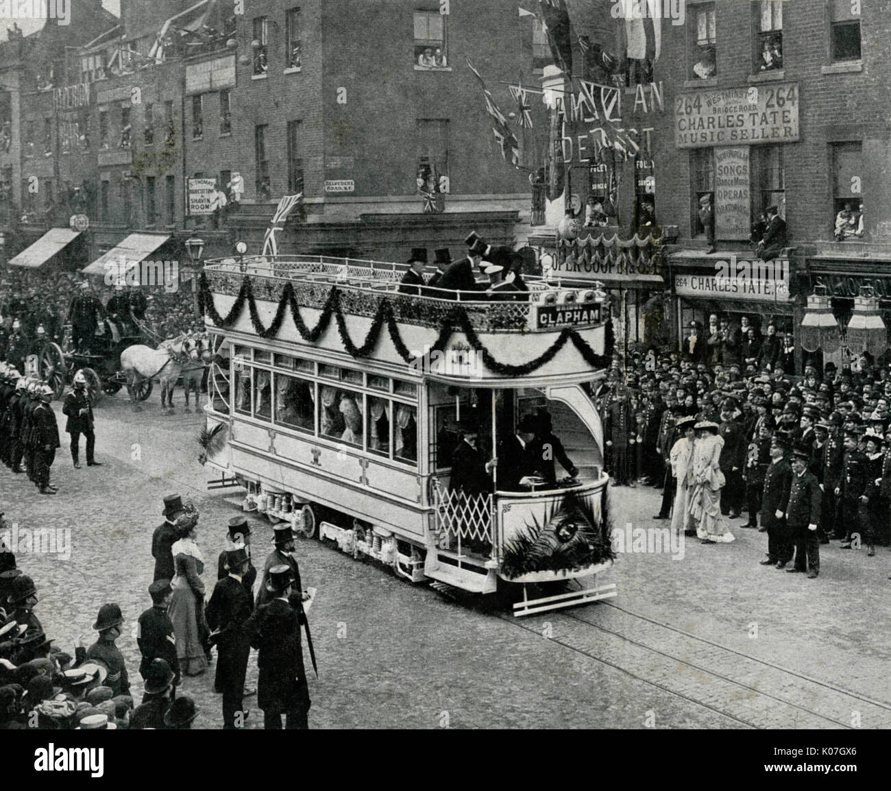 Primo viaggio del tram elettrico 1903 di Londra Foto Stock