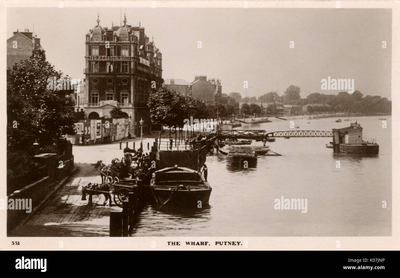 Londra - The Wharf, Putney con lo Star & Garter Hotel Foto Stock