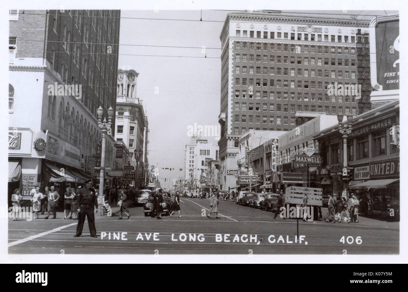 Vista di Pine Avenue, Long Beach, California, Stati Uniti Foto Stock