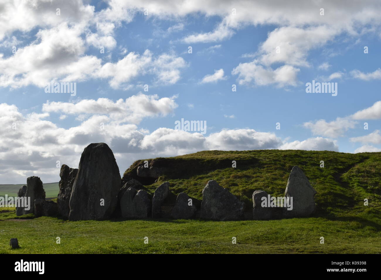 West Kennet età del ferro Long Barrow Tumulo Foto Stock