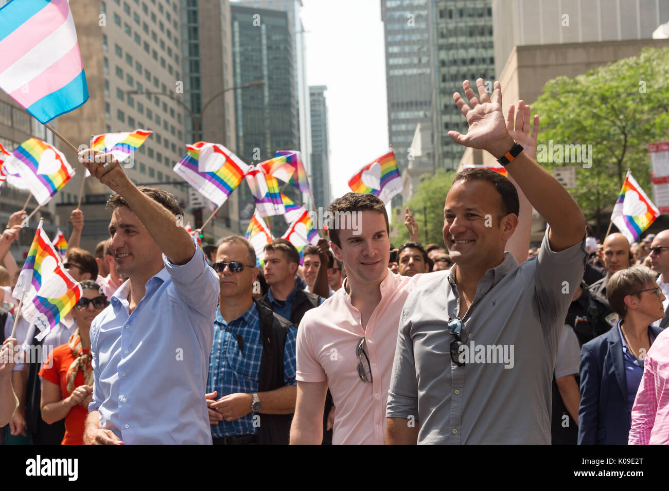 Montreal, Canada - 20 August 2017. Il primo ministro canadese Justin Trudeau e in Irlanda il Primo Ministro Leo Varadkar prendere parte a Montreal Pride Parade. Foto Stock