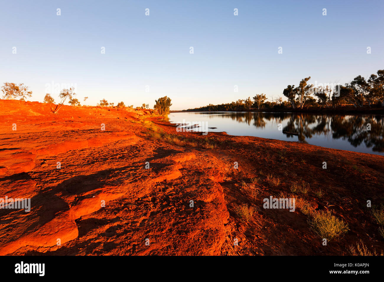 Piscina rocciosa una sezione del fiume Gascoyne che non diventa mai a secco, Gascoyne, Australia occidentale Foto Stock