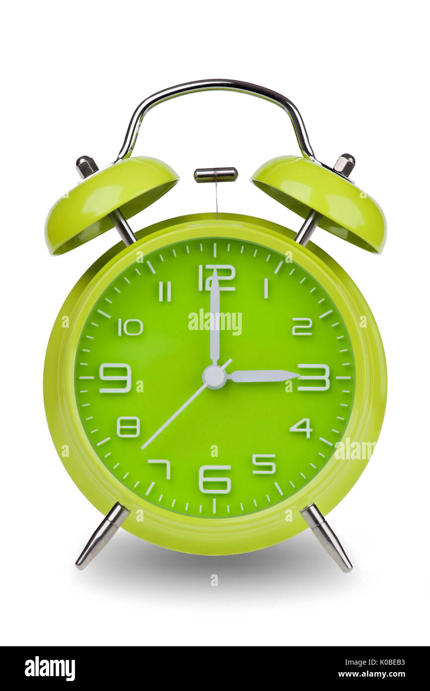 Green orologio sveglia con le mani alle 3 am o pm isolato su uno sfondo bianco. Uno di un insieme di dodici immagini che mostrano la parte superiore di ogni ora a partire da 1 a Foto Stock