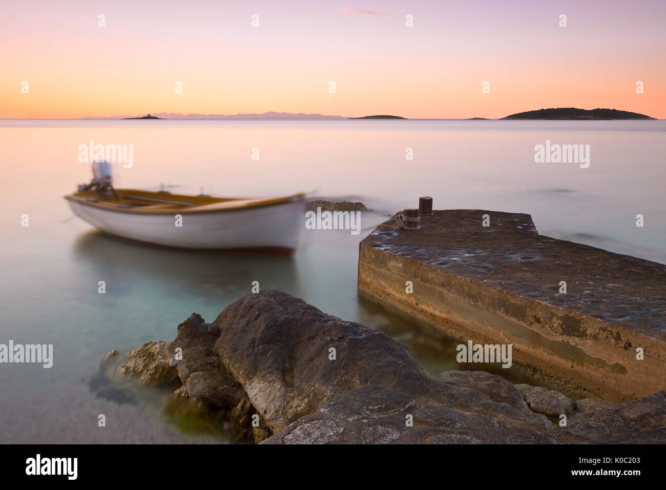 Questa foto è stata scattata in mattina presto, durante il Sunrise, mentre ero con la mia vacanza sulla penisola di Pelješac citiy di Orebić in Croazia. Foto Stock