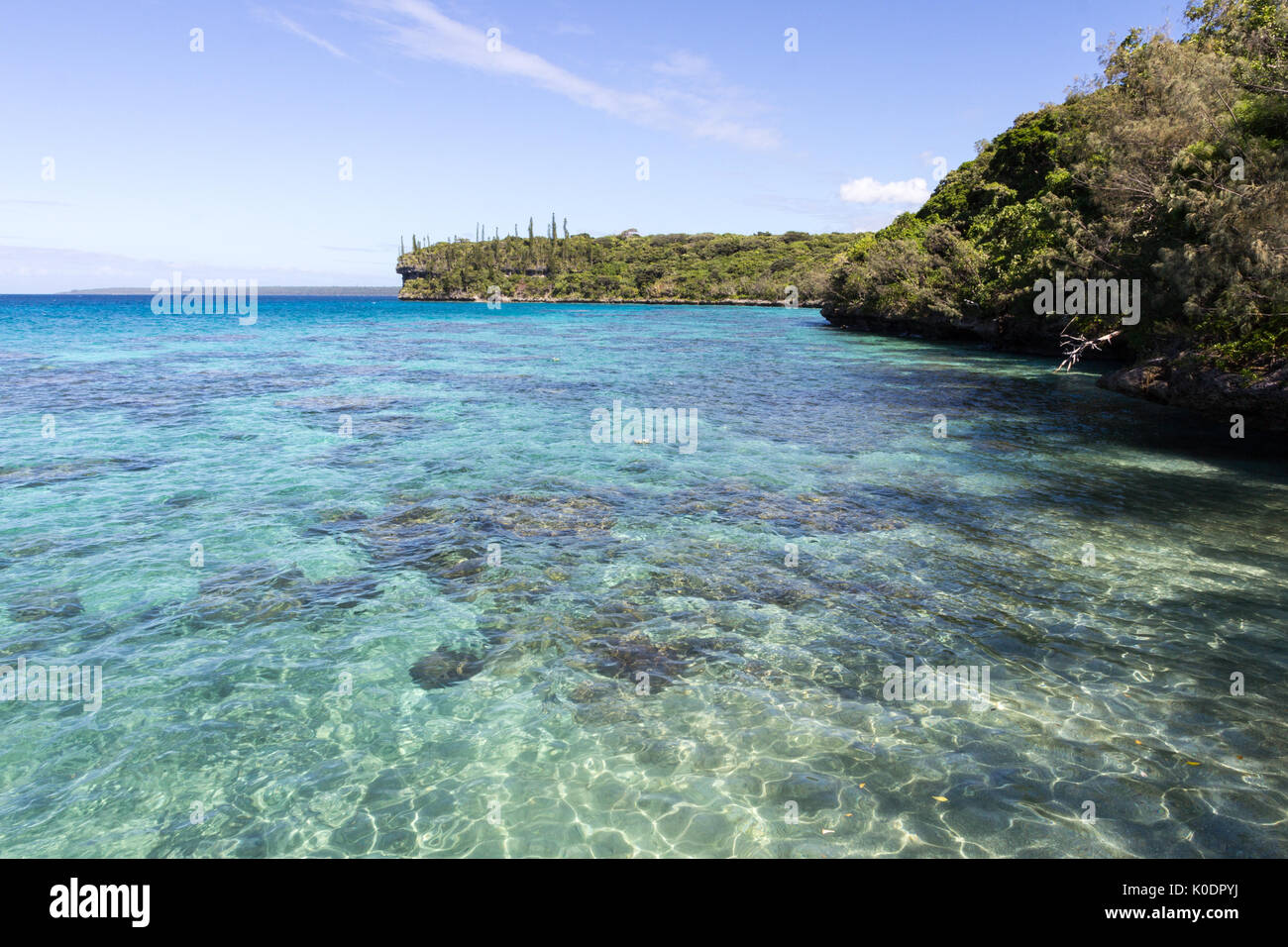 Vista sulle acque cristalline della Baia di Jinek, Easo, Nuova Caledonia, Sud Pacifico Foto Stock