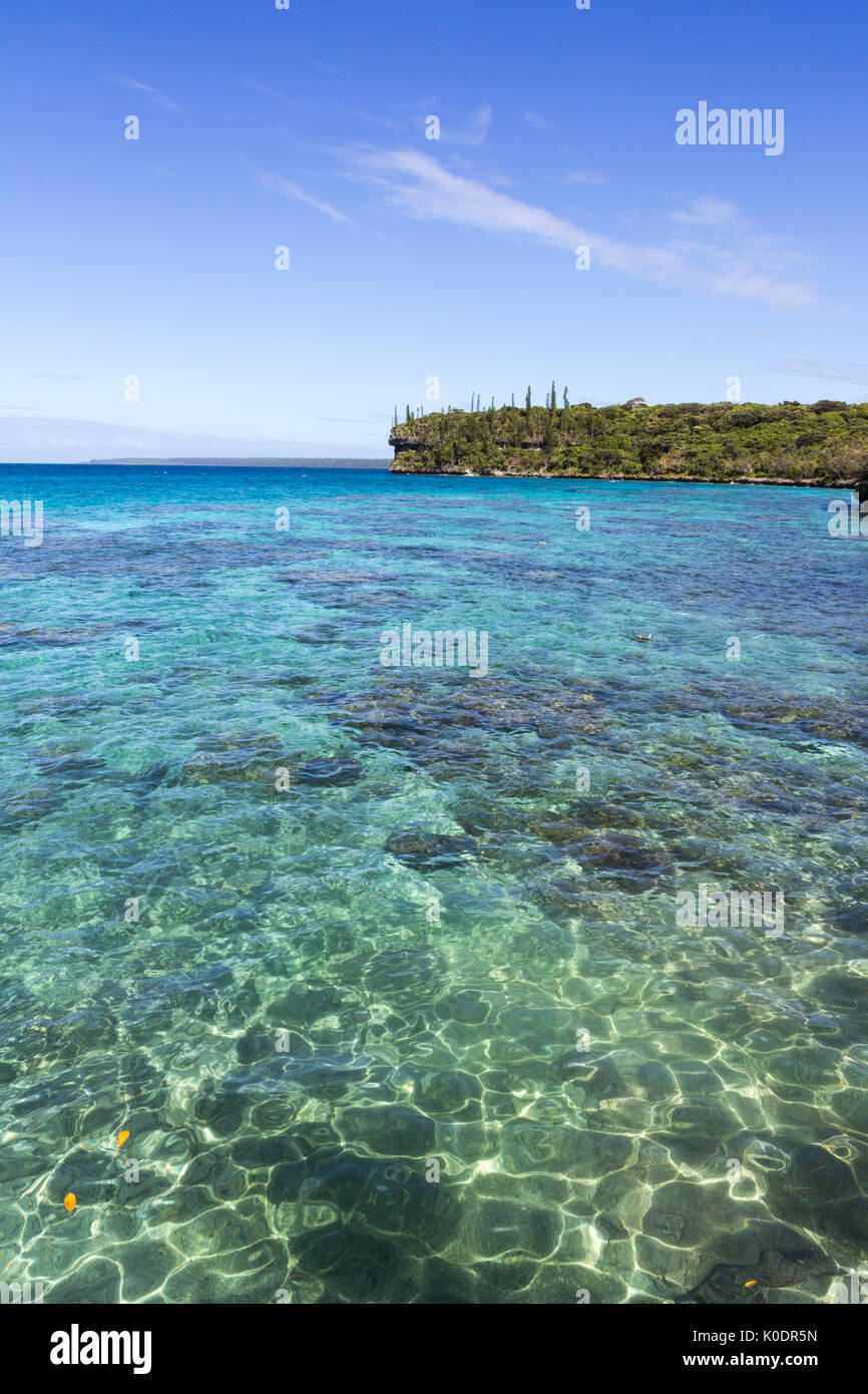 Vista sulle acque cristalline della Baia di Jinek, Easo, Nuova Caledonia, Sud Pacifico Foto Stock