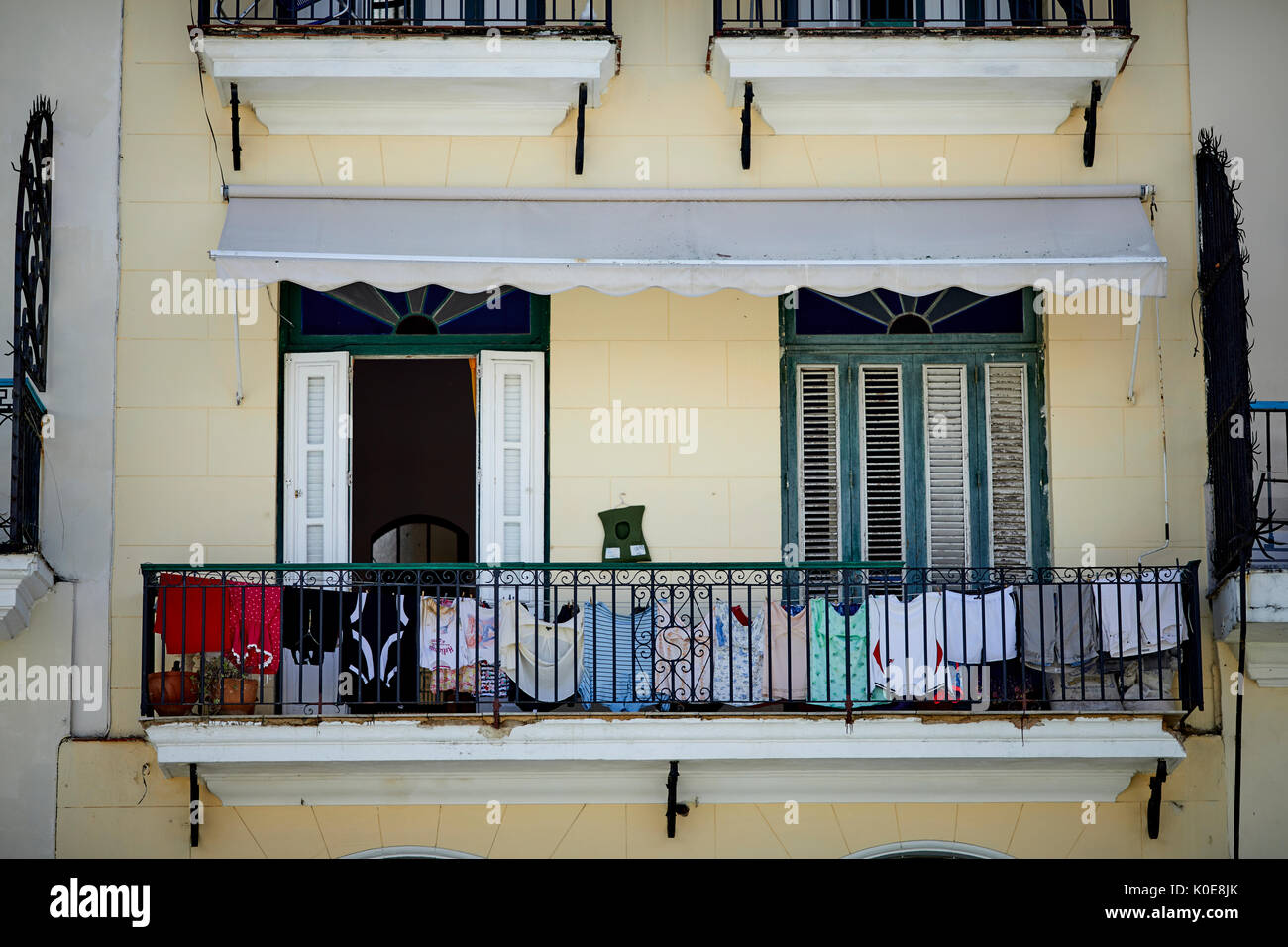 Capitale Havana in Cuba, turistico cubano landmark colorata Vecchia Piazza della Città Vecchia Foto Stock