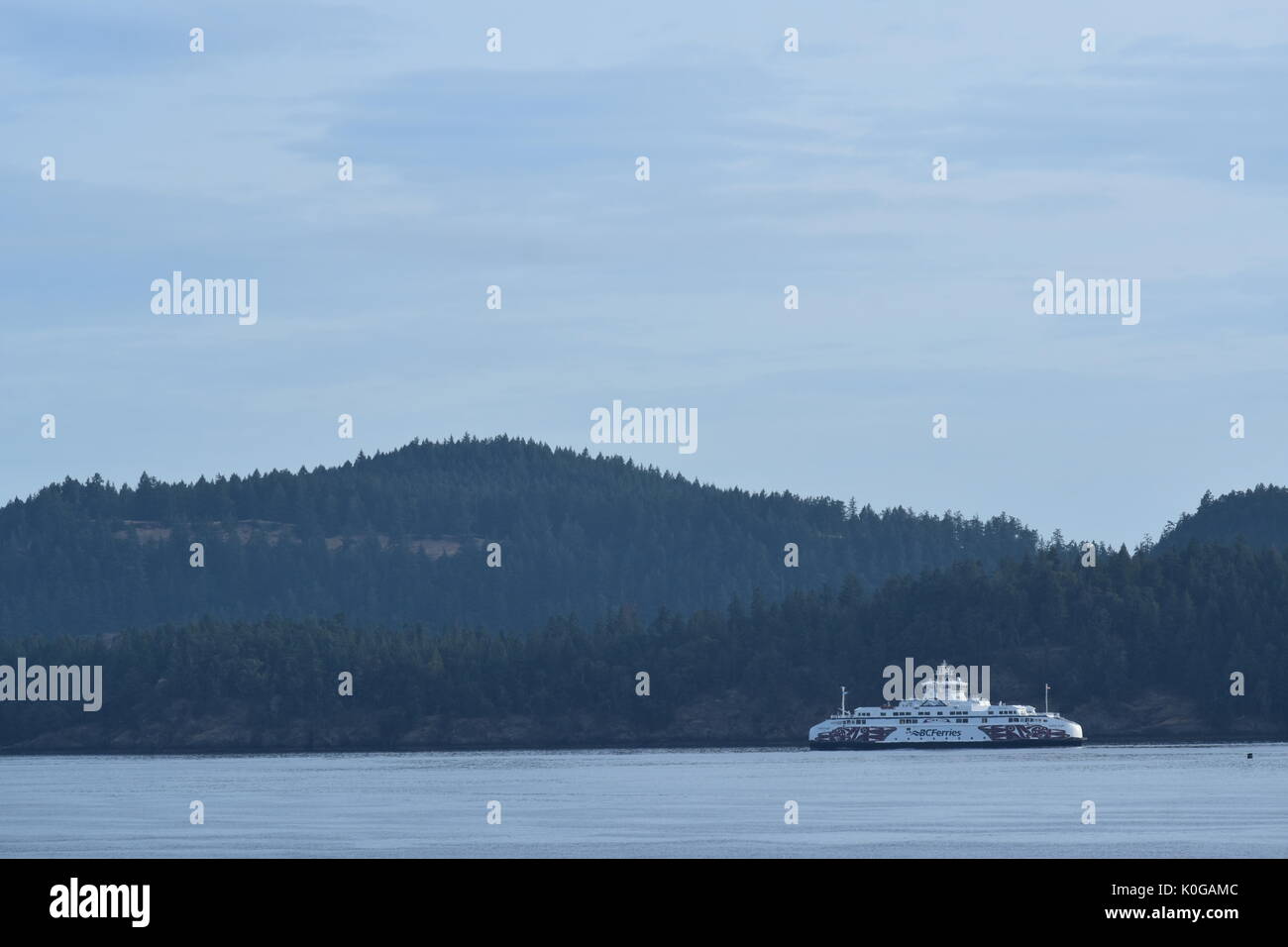 . La MV Salish Eagle fornisce un servizio per i residenti del Golfo meridionale che collega le isole europee per le città di Vancouver e Victoria. Foto Stock