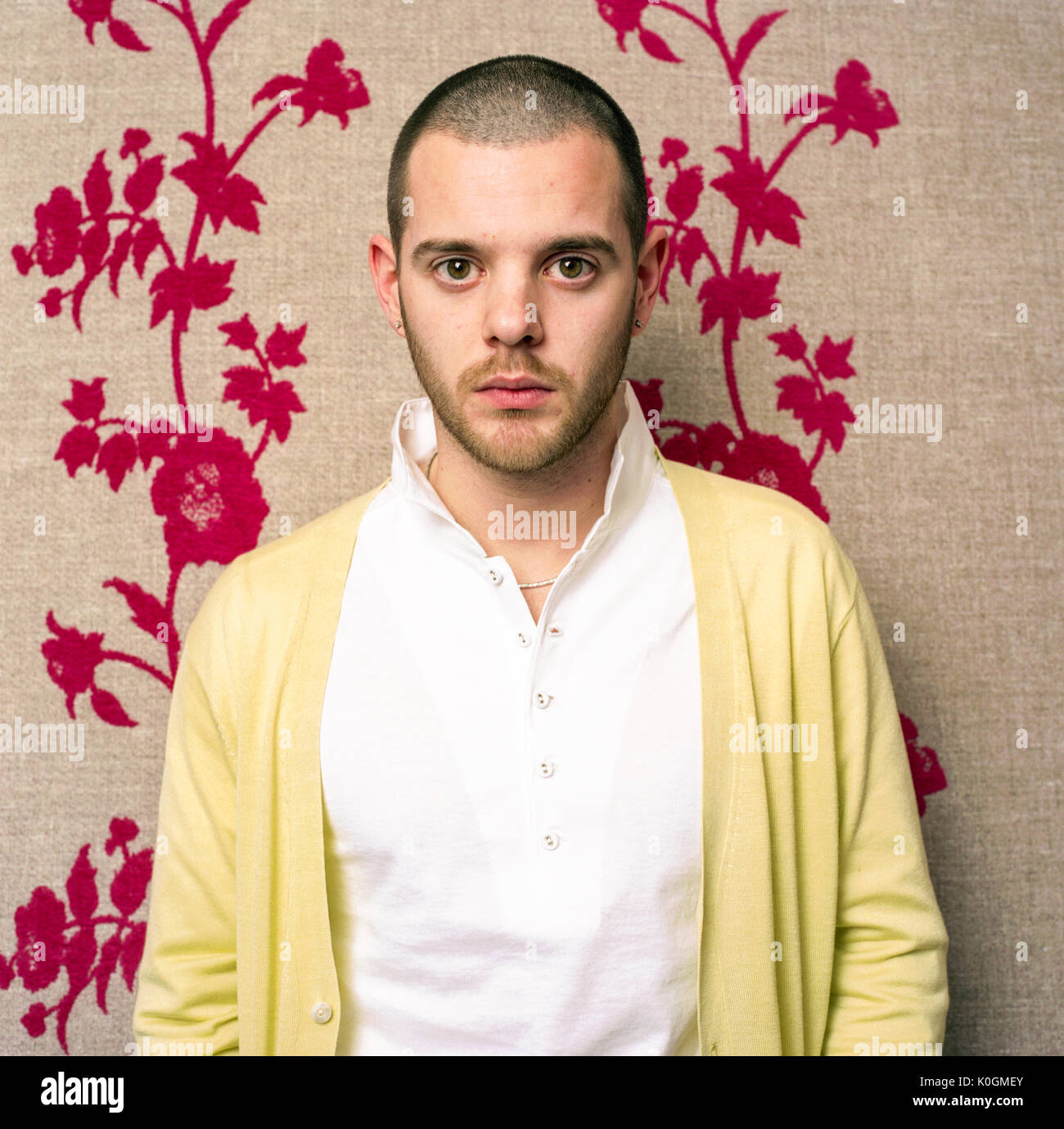 Mike Skinner inglese musicista e produttore record fotografato in Covent Garden di Londra, Inghilterra, Regno Unito. Foto Stock