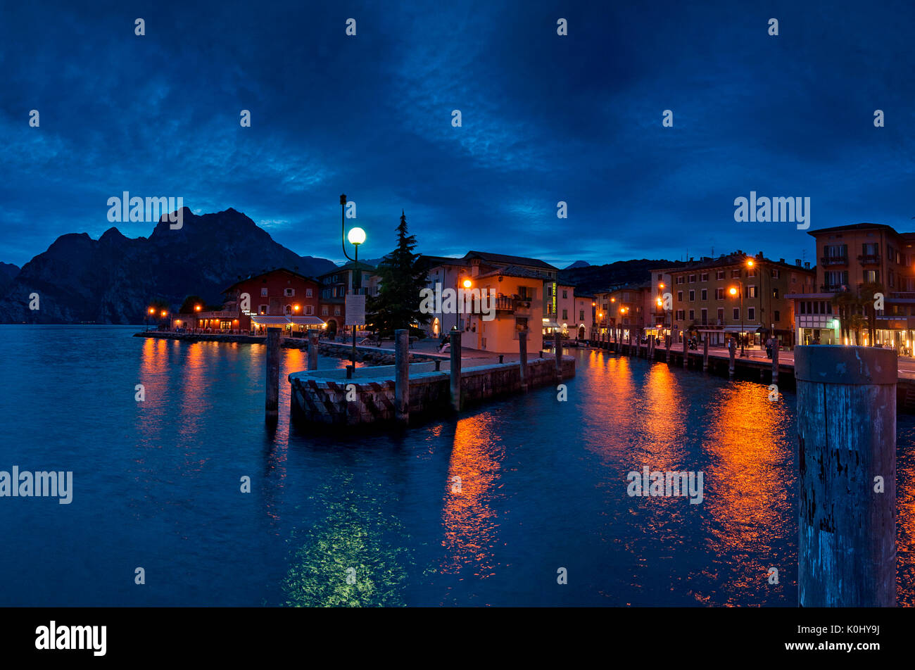 Torbole sul Garda Lago di Garda, provincia di Trento, Trentino Alto Adige, Italia Foto Stock