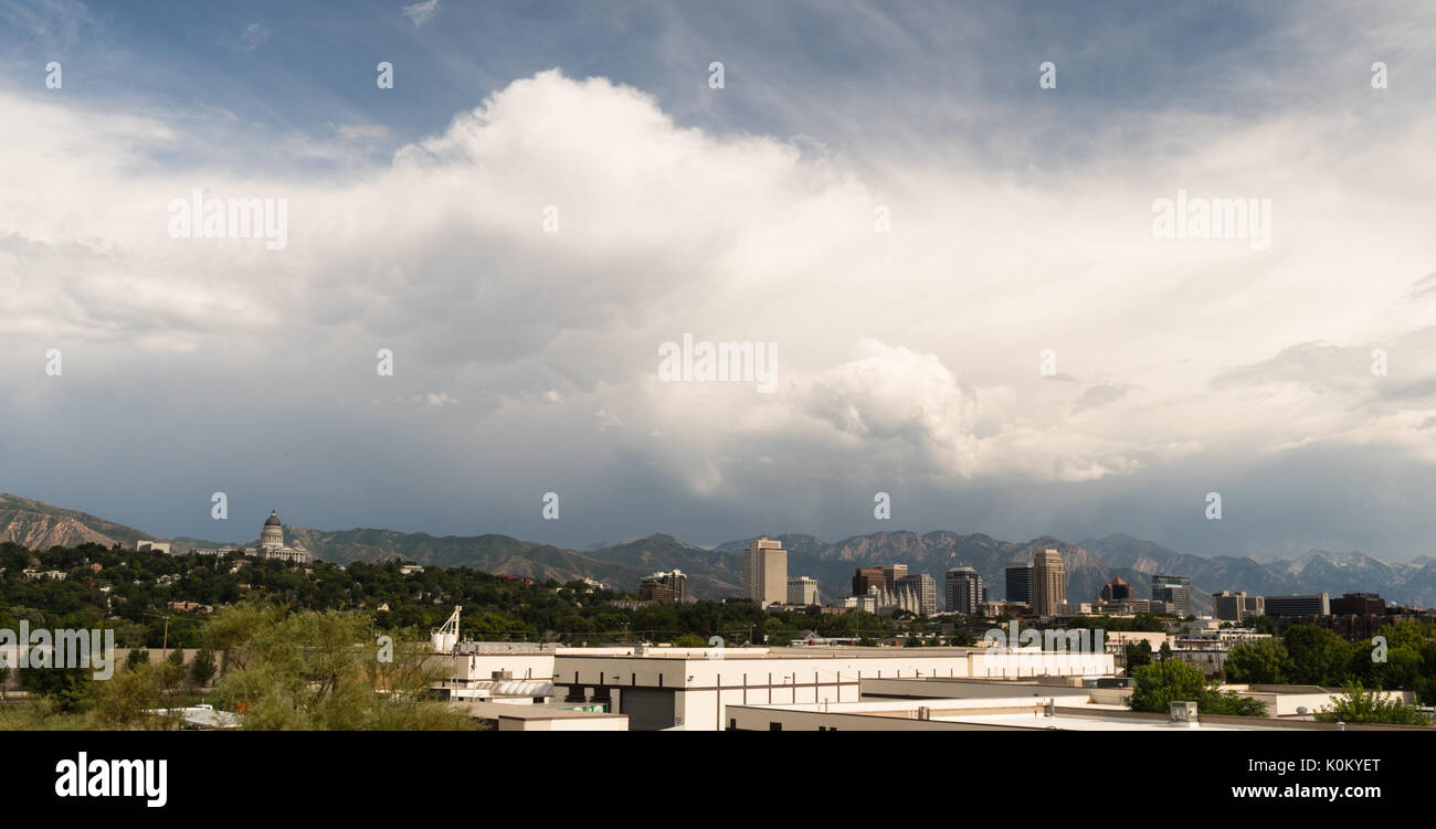 Vista panoramica di Salk Lake City e la Utah State Capital Building Foto Stock