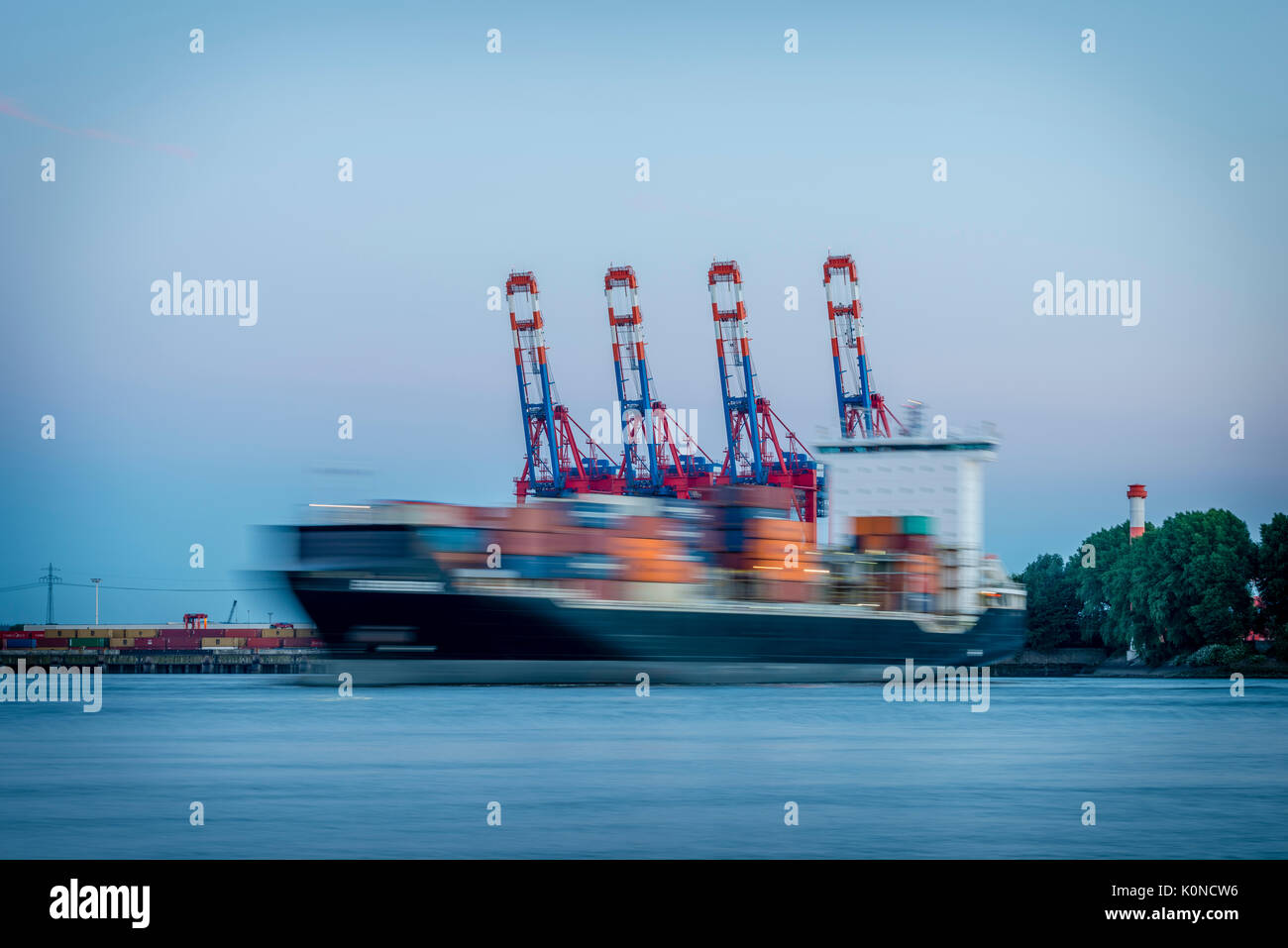 Germania, Amburgo, Elba, contenitore di nave Foto Stock