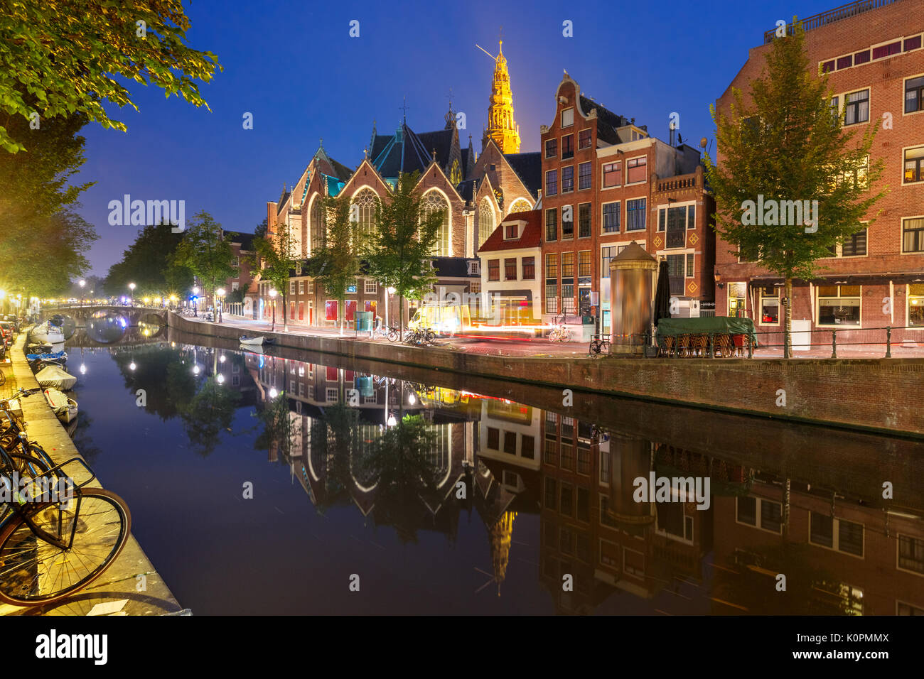 Notte Amsterdam quartiere a luci rosse de Wallen Foto Stock