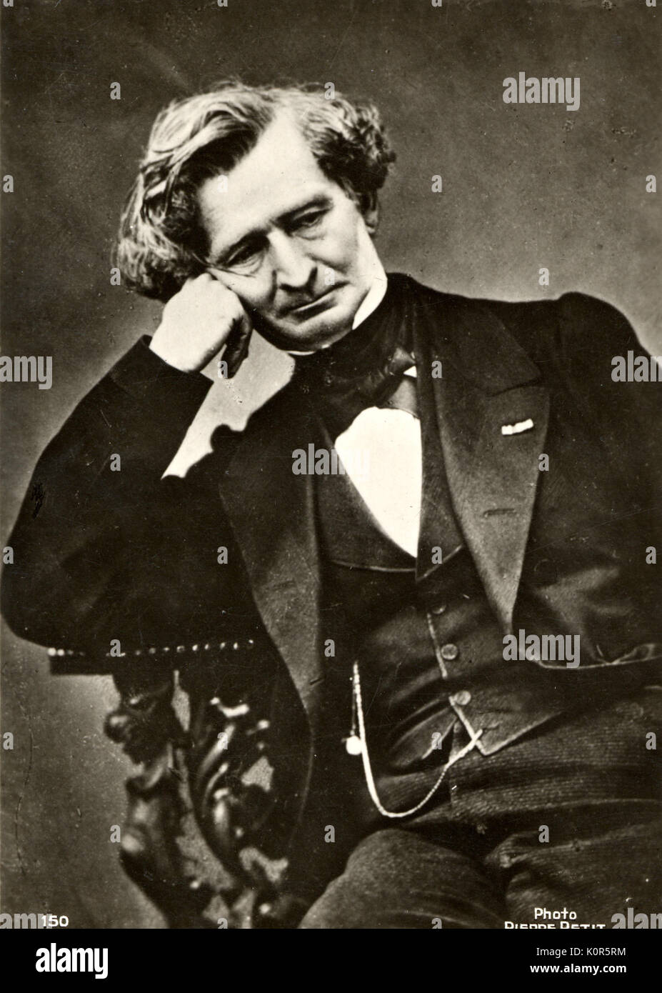 Hector Berlioz con la testa appoggiata contro la mano. Ritratto fotografico di Pierre Petit. Il compositore francese, 1803-1869. Foto Stock