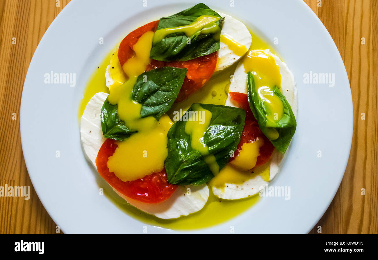 caprese con mozzarella di bufala
