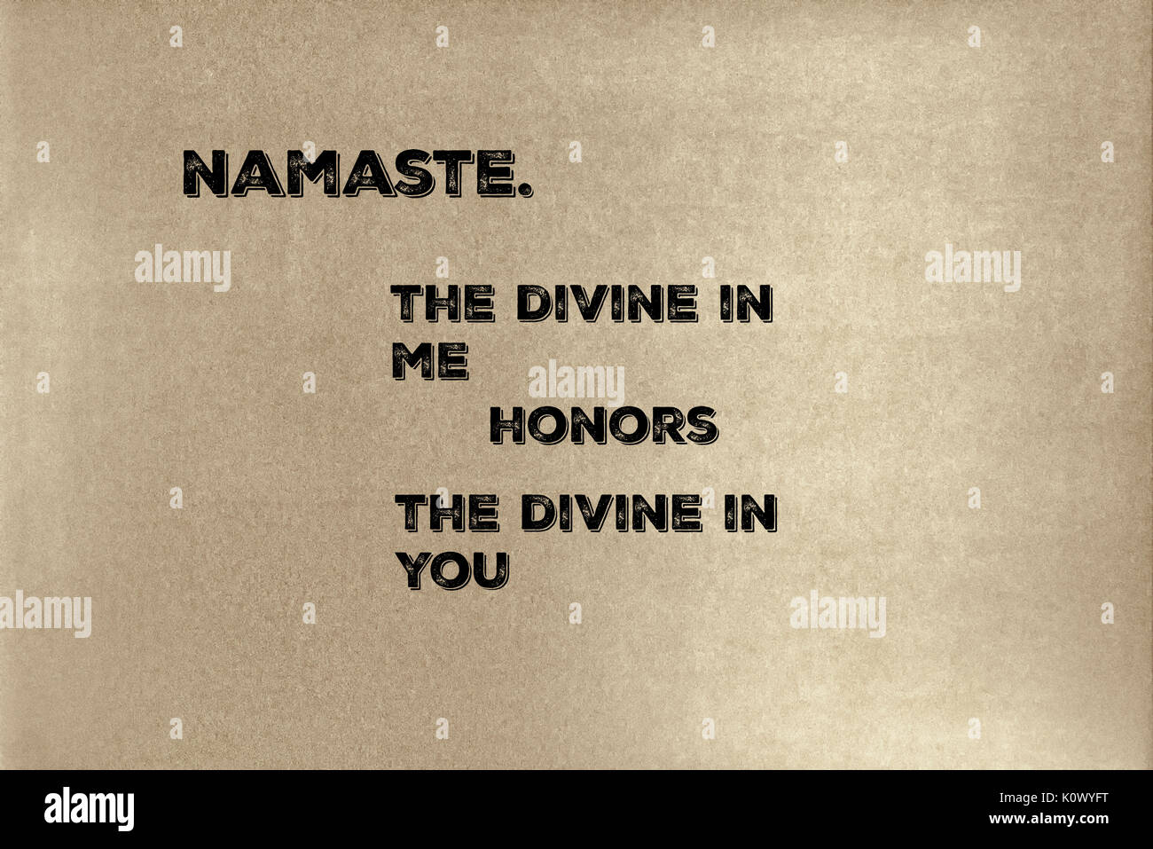 Parola collage poste su una lavagna sfondo texture. Namaste. Graphic Design. Foto Stock
