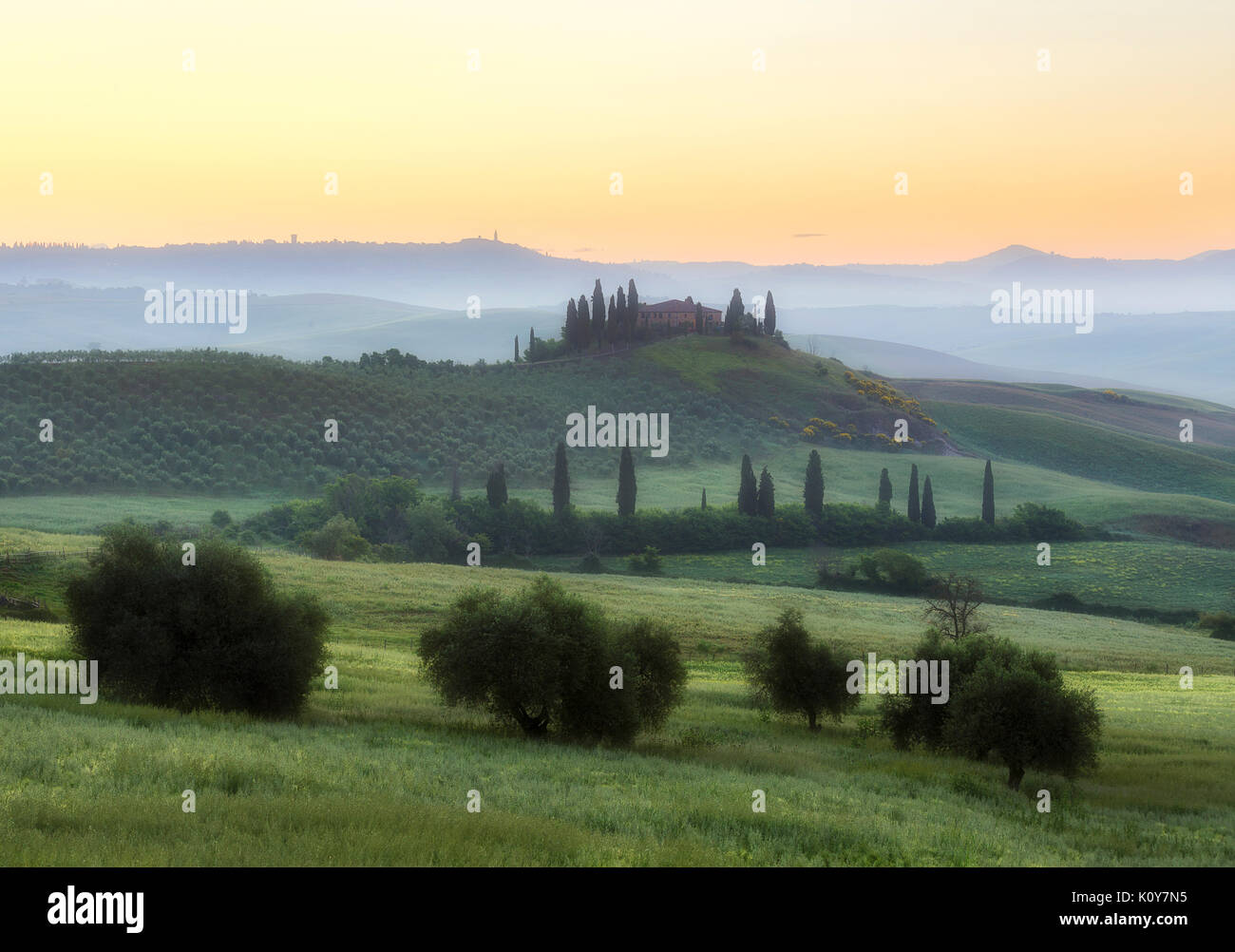 Podere Belvedere nella campagna della Val d'Orcia, Toscana, Italia Foto Stock