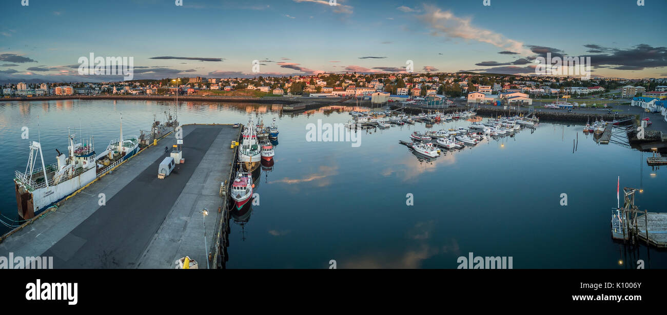 Hafnarfjordur Harbour, a breve distanza da Reykjavik, Islanda Foto Stock