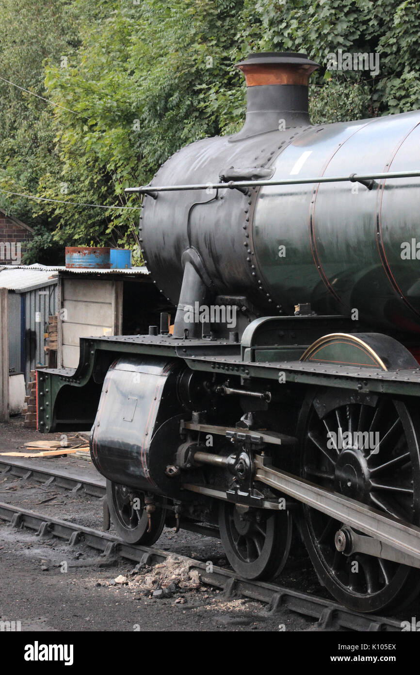 Conserve di Great Western locomotiva a vapore 7812 Erlestoke Manor a Baja Sardinia in Severn Valley Railway Line. Foto Stock