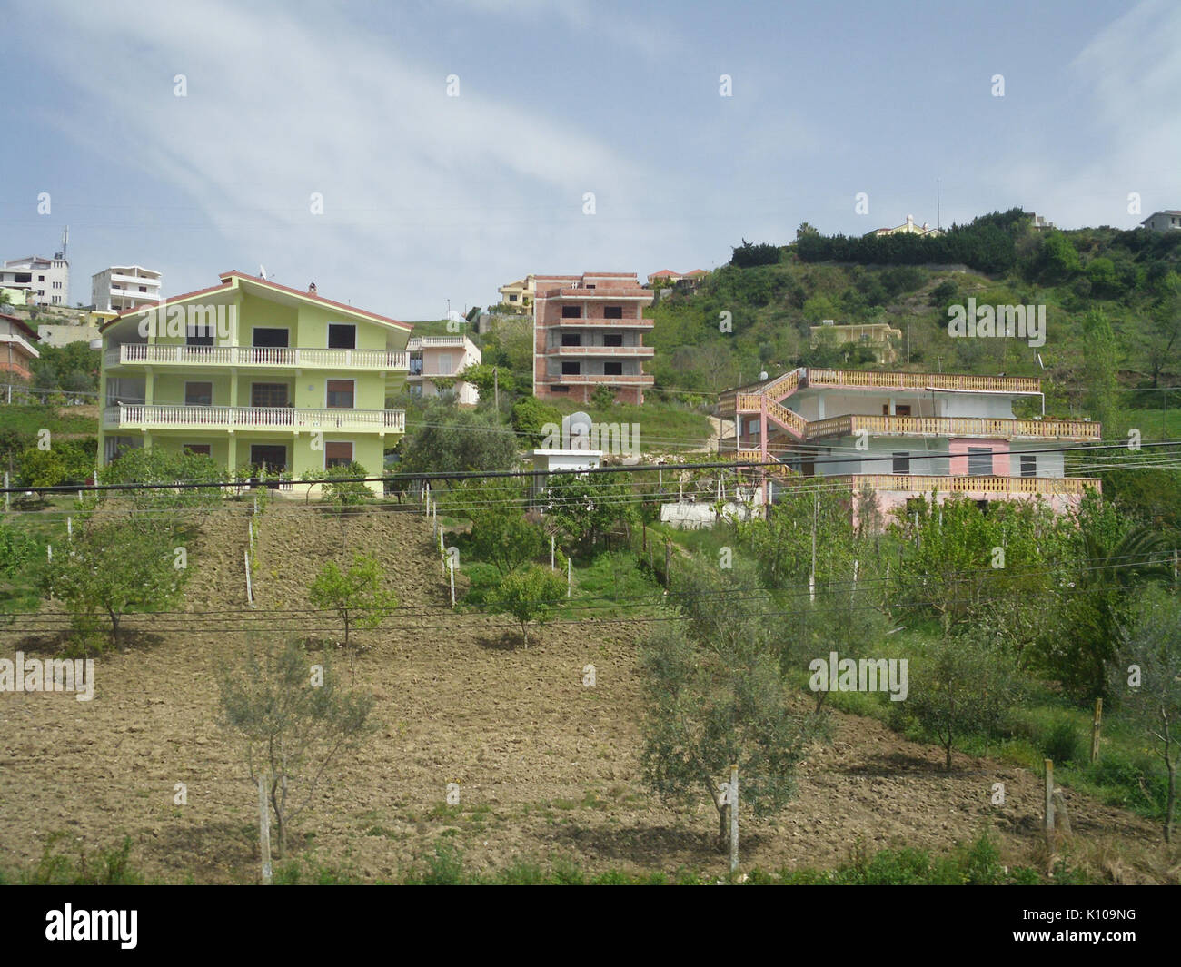 L'Albania case residenziali vicino a Durazzo Foto Stock