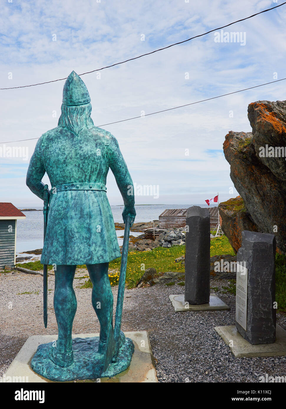 Leif Erikson statua, l'Anse Aux Meadows, Terranova, Canada. Islandese di Erikson è stato il primo europeo noto per scoprire continental Nord America. Foto Stock