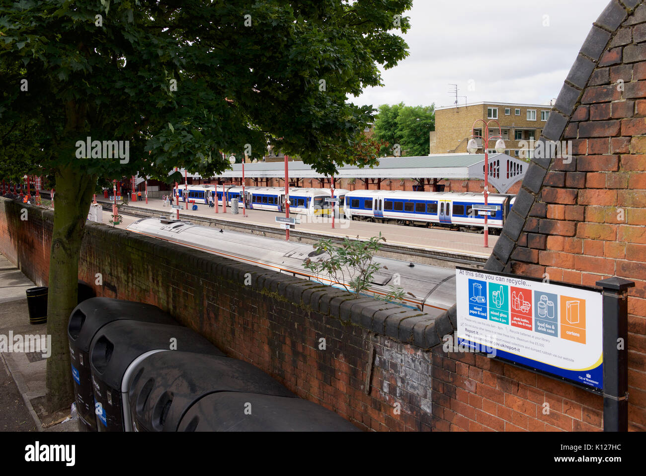 Chiltern treni in London Marylebone stazione ferroviaria Foto Stock