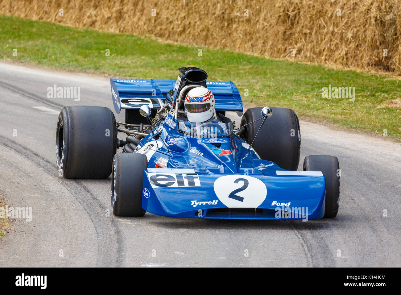Jackie Stewart del vincitore del Campionato del 1971 Tyrrell-Cosworth 003 al 2017 Goodwood Festival of Speed, Sussex, Regno Unito. Foto Stock