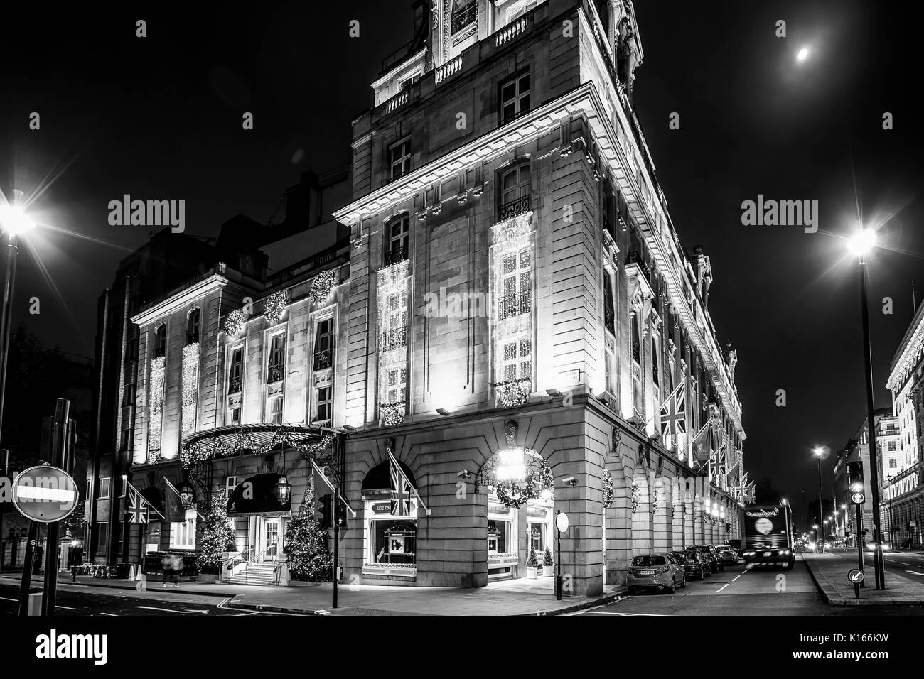 Famoso Ritz Hotel in London - London / Inghilterra - 6 Dicembre 2017 Foto Stock